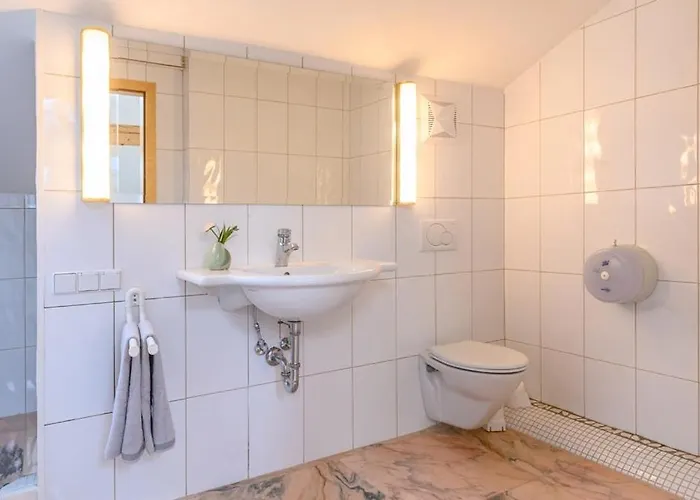 דירה Quiet Near The